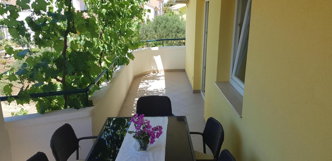 Apartmani Vranjkovic Vodice Buitenkant foto