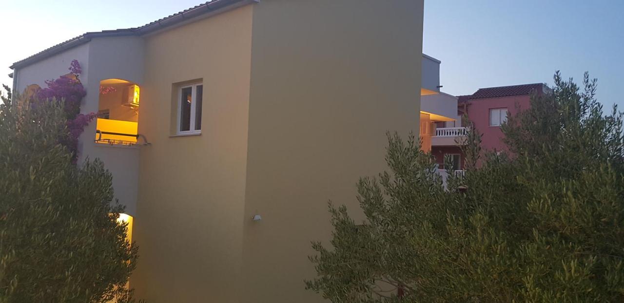 Apartmani Vranjkovic Vodice Buitenkant foto